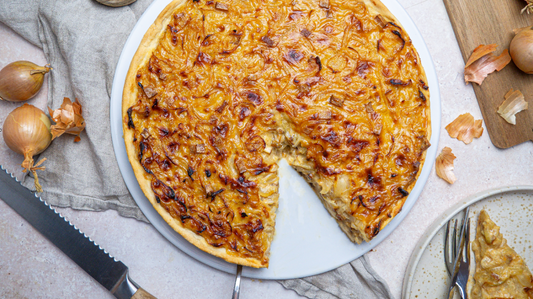 Veganer Zwiebelkuchen – Perfekt zum Federweißer