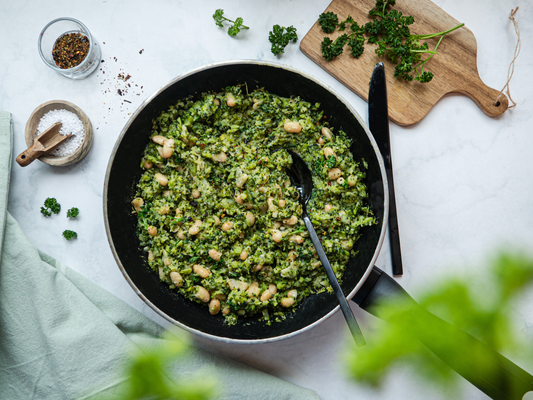 Vegane Brokkoli-Bohnen-Pfanne: Schnell, gesund & Zero-Waste