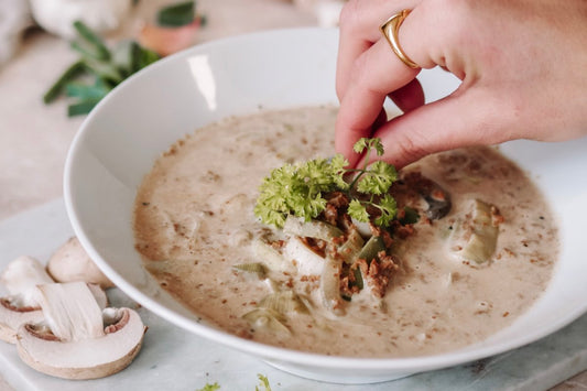 Vegane Käse-Lauch-Suppe: Ein Klassiker vegan interpretiert
