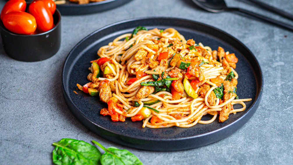 Vegane High Protein Pasta unter 500 kcal: Das perfekte Gericht nach dem Training