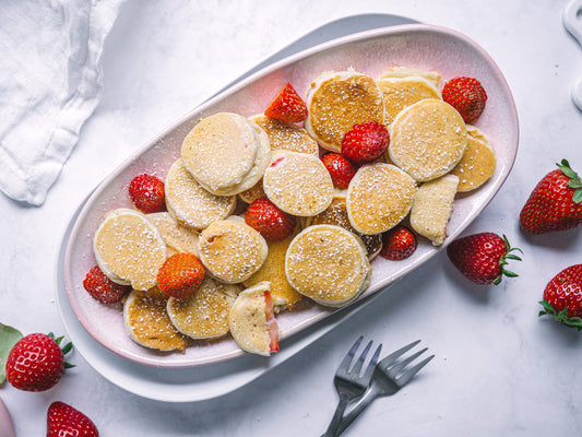 Mini-Pancakes mit Erdbeer-Füllung: Einfaches Rezept zum Verlieben