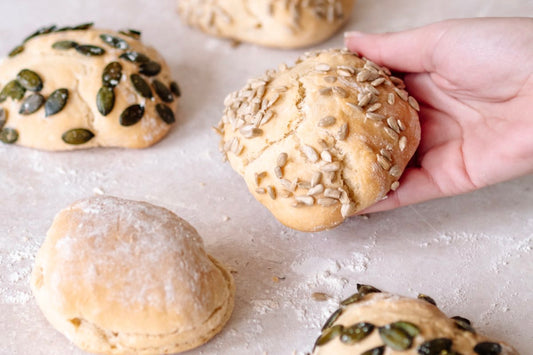 Einfaches Rezept für selbstgemachte Dinkelbrötchen