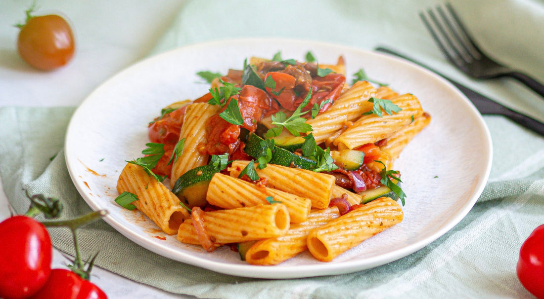 Mediterraner Nudelsalat