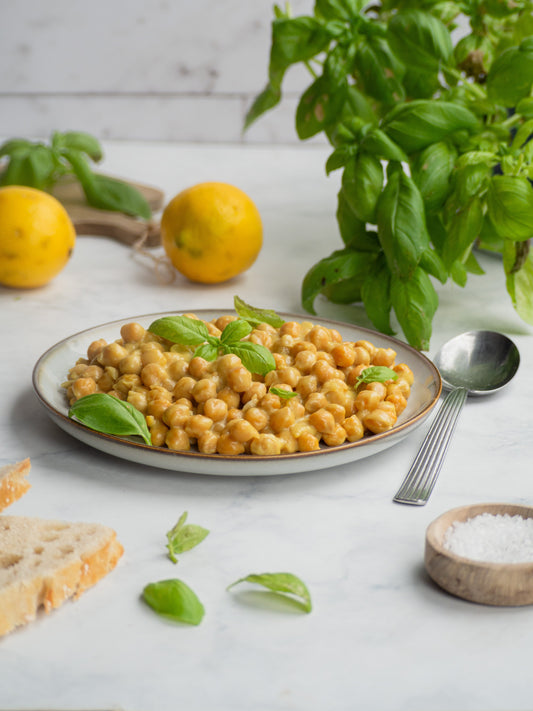Cremige Zitronen Chickpeas mit Hafercuisine & Hefeflocken – Einfaches veganes One-Pot Rezept