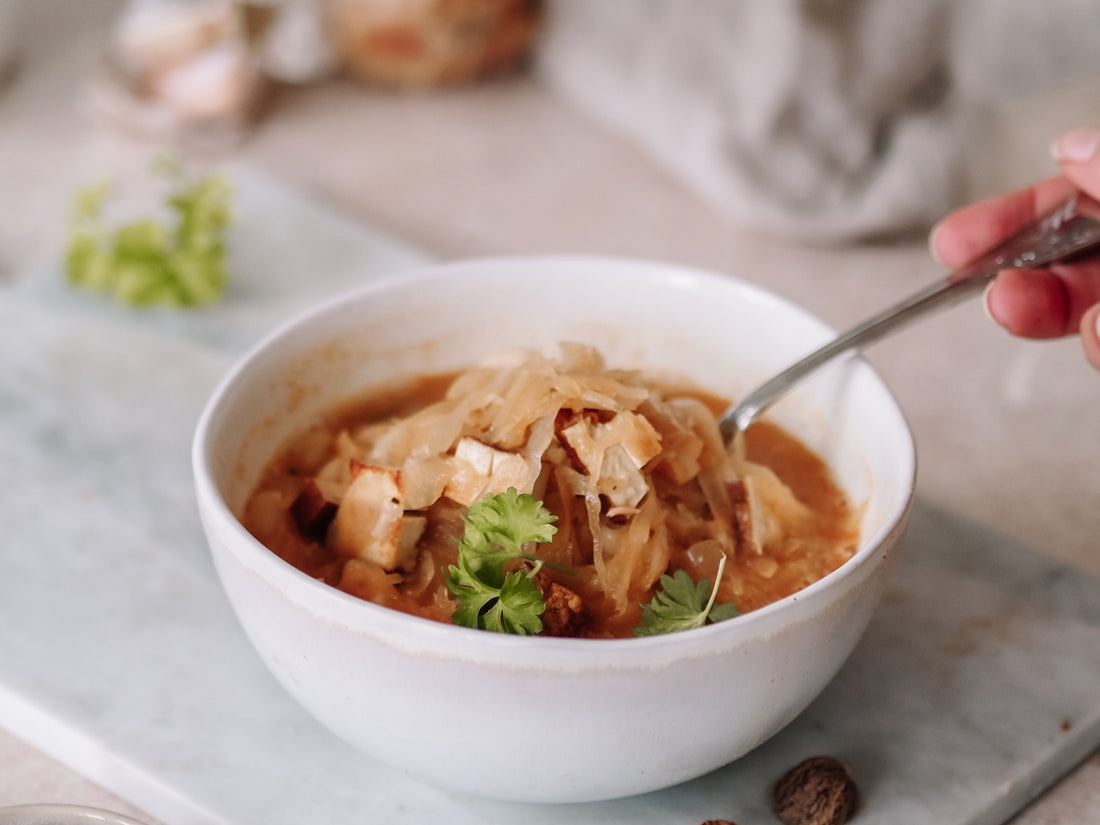 Wärmende Wunderwaffe: Deine Protein-Power Sauerkraut-Suppe für kühle Tage!